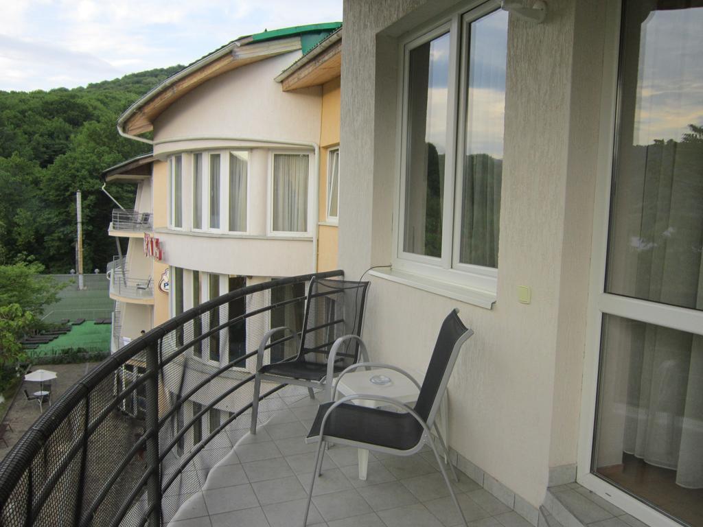 Quelle Polyana Hotel Bilik gambar