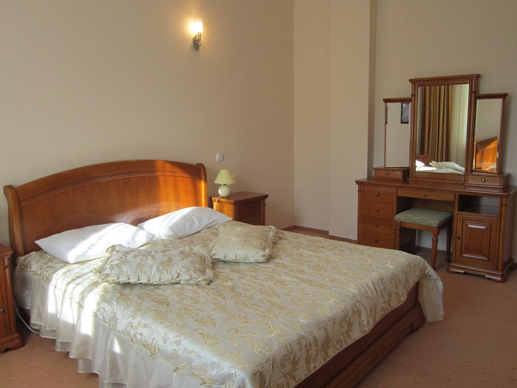 Quelle Polyana Hotel Bilik gambar